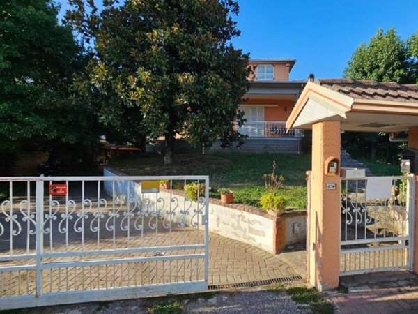 casa indipendente in vendita a San Zenone al Po