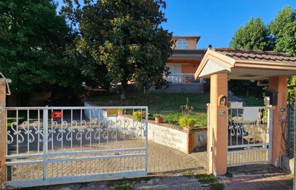 casa indipendente in vendita a San Zenone al Po