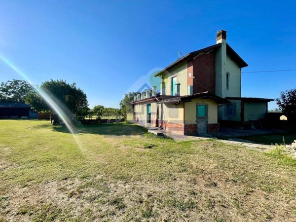 casa indipendente in vendita a San Zenone al Po