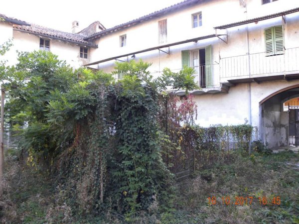 pentavano in vendita a Sartirana Lomellina