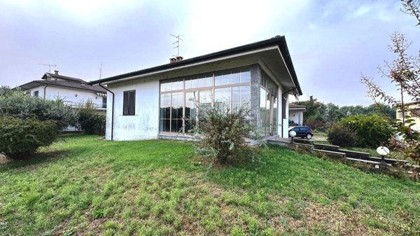 casa indipendente in vendita a Sartirana Lomellina