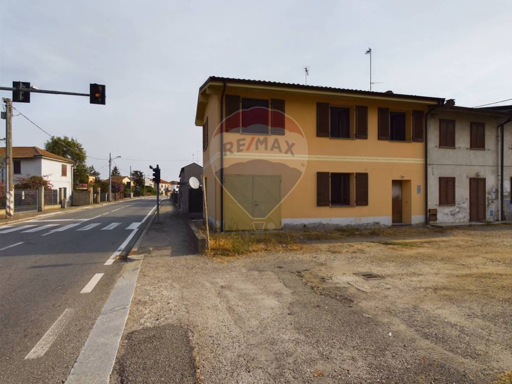 casa indipendente in vendita a Scaldasole