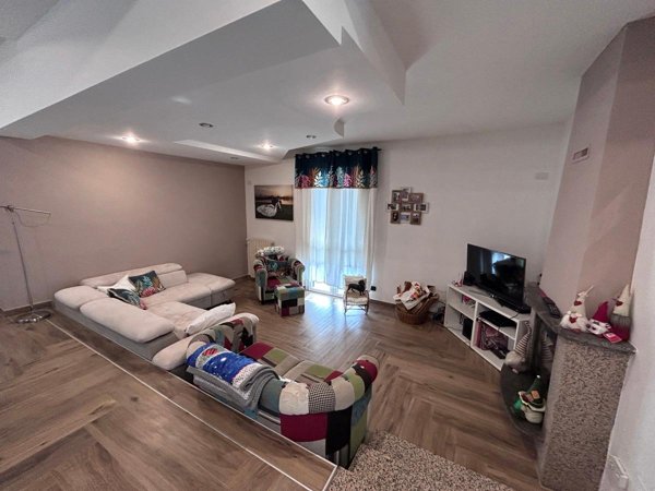 casa indipendente in vendita a Scaldasole