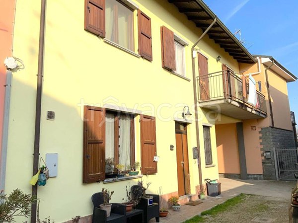 casa indipendente in vendita a Scaldasole