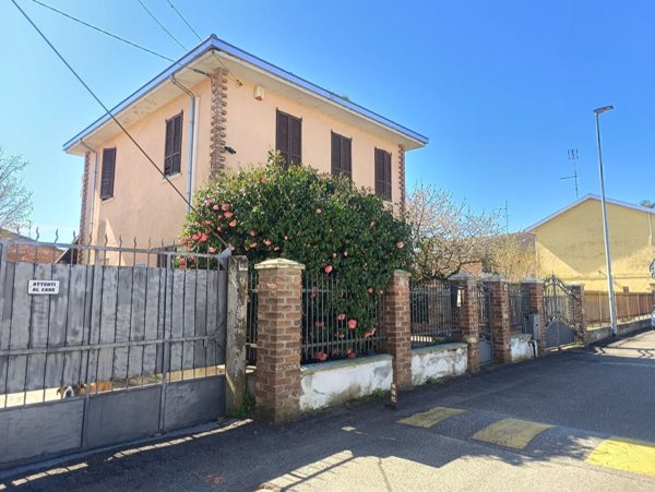 casa indipendente in vendita a Scaldasole