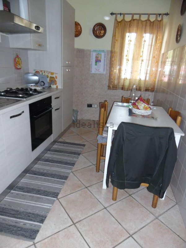 casa semindipendente in vendita a Semiana