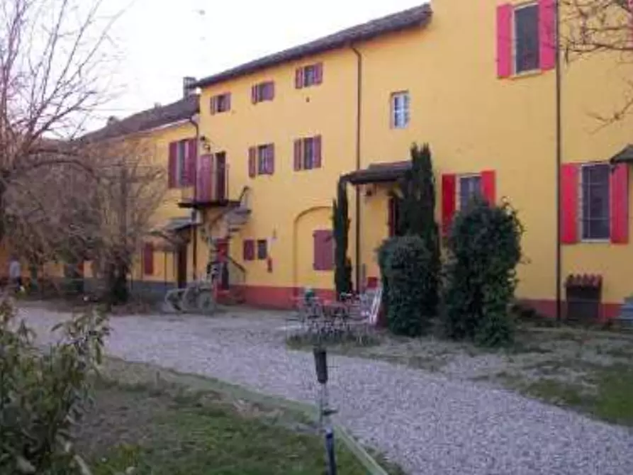 locale commerciale in vendita a Semiana