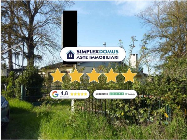 casa indipendente in vendita a Semiana