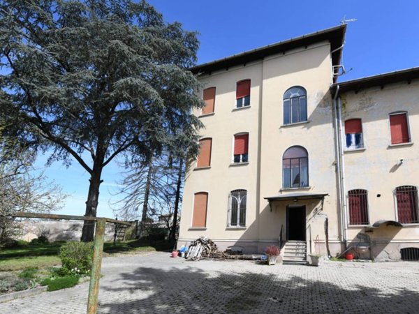 casa indipendente in vendita a Semiana