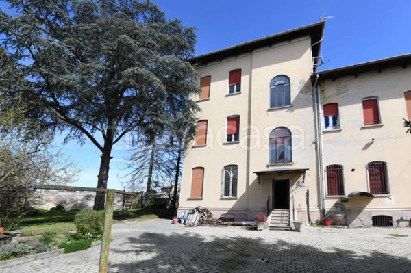 casa indipendente in vendita a Semiana