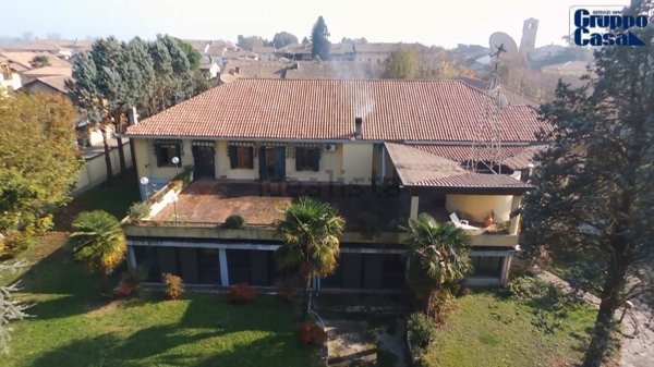 casa indipendente in vendita a Silvano Pietra