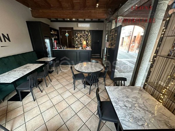 negozio in vendita a Siziano