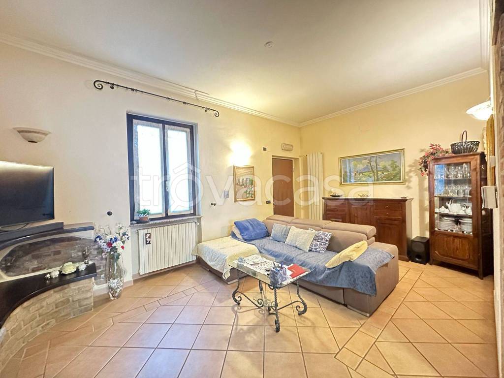 casa indipendente in vendita a Siziano