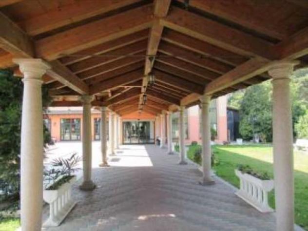 negozio in vendita a Siziano