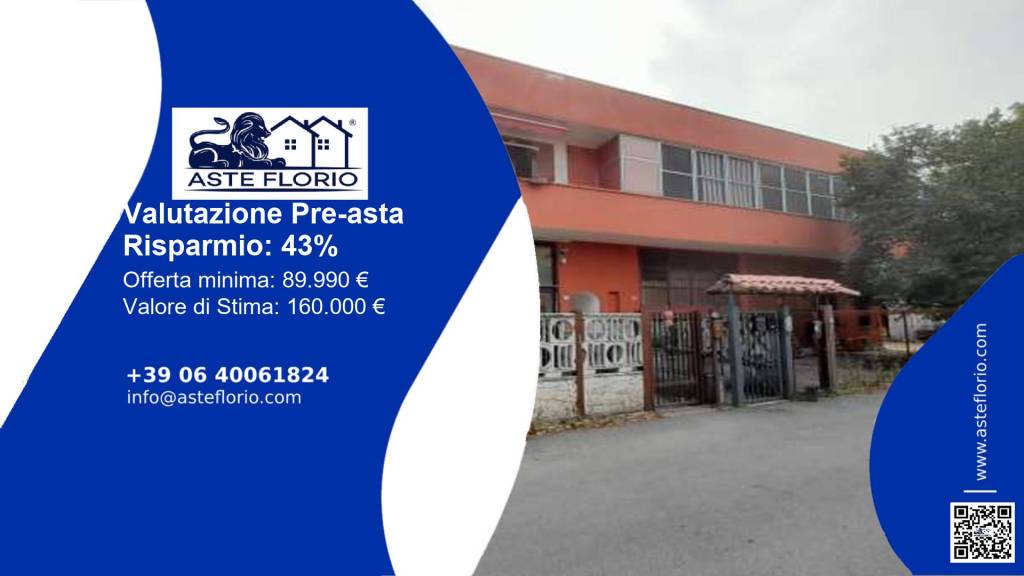 locale commerciale in vendita a Siziano