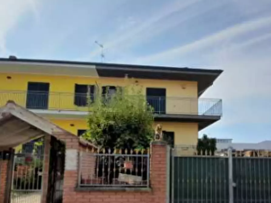 casa indipendente in vendita a Siziano