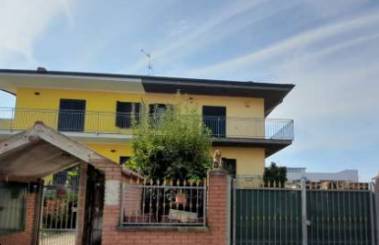 casa indipendente in vendita a Siziano