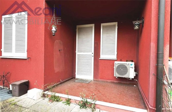 casa indipendente in vendita a Siziano