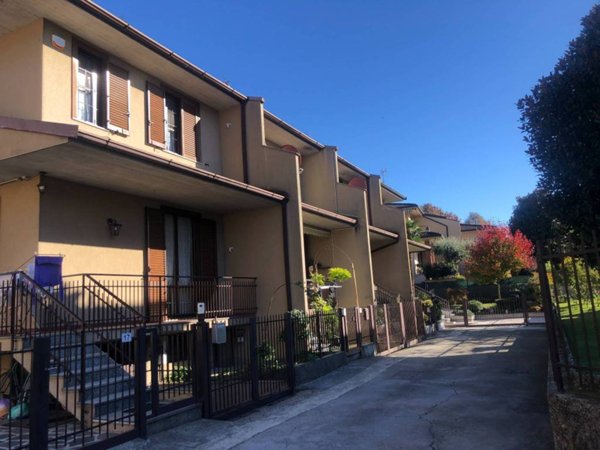 casa indipendente in vendita a Siziano