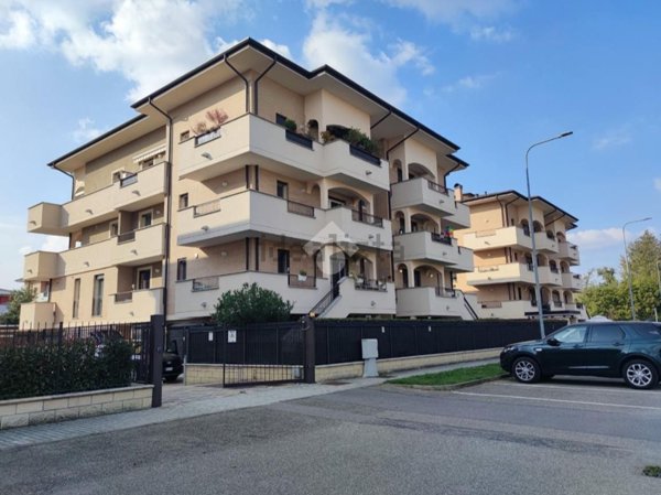 appartamento in vendita a Siziano