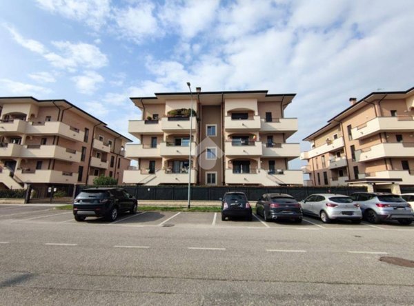 appartamento in vendita a Siziano