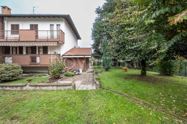 casa indipendente in vendita a Siziano