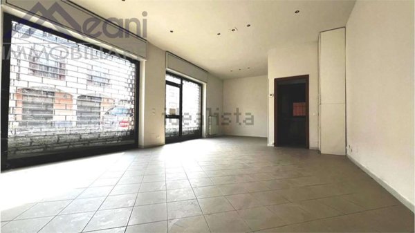 ufficio in vendita a Siziano