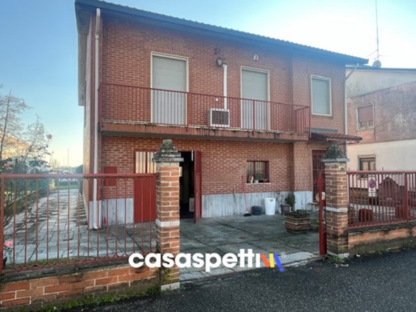 casa indipendente in vendita a Siziano