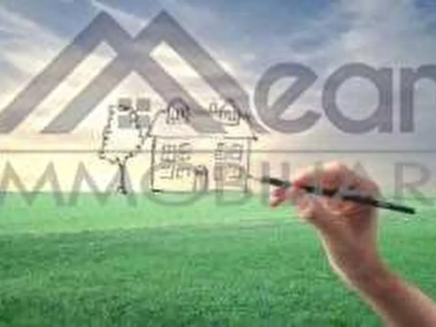 terreno edificabile in vendita a Siziano