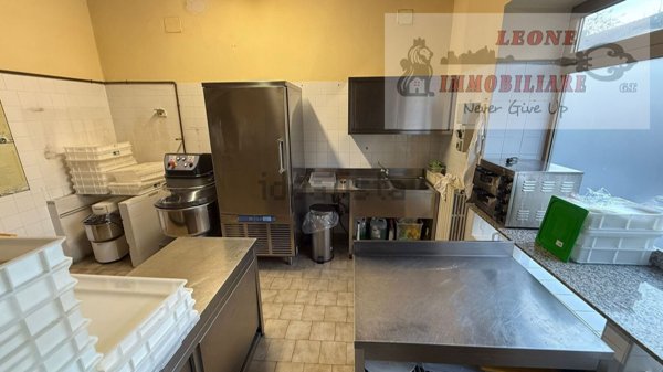 ufficio in vendita a Siziano