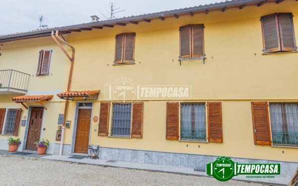 casa indipendente in vendita a Siziano