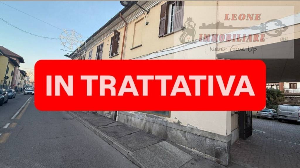 negozio in vendita a Siziano