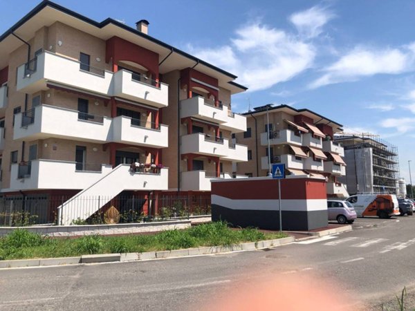 appartamento in vendita a Siziano in zona Campomorto