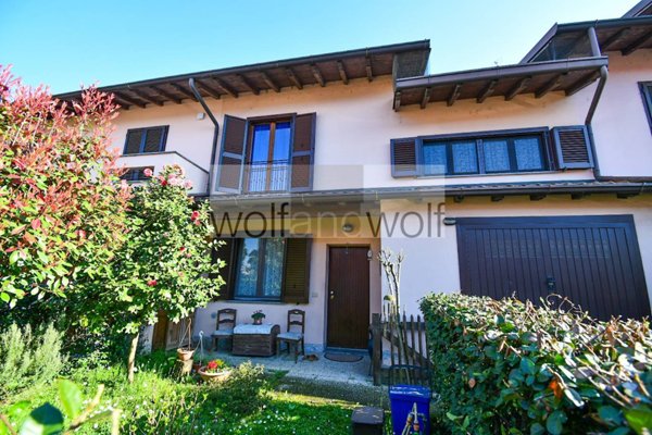 casa indipendente in vendita a Siziano