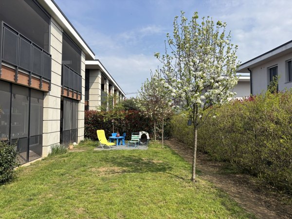 appartamento in vendita a Siziano in zona Campomorto