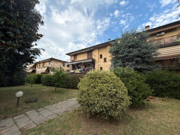appartamento in vendita a Siziano in zona Campomorto
