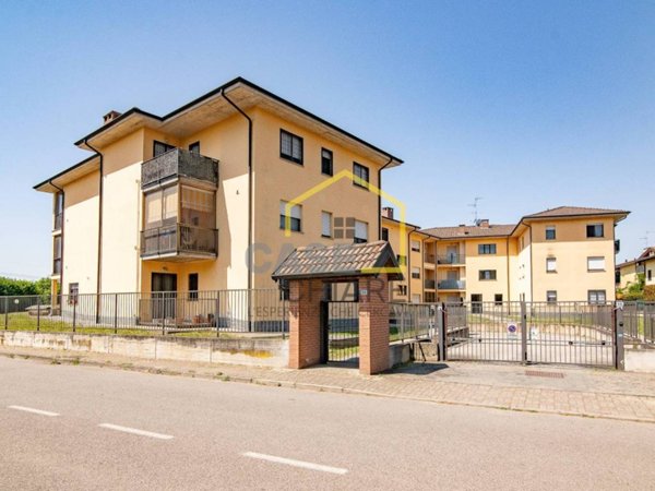 appartamento in vendita a Siziano in zona Campomorto