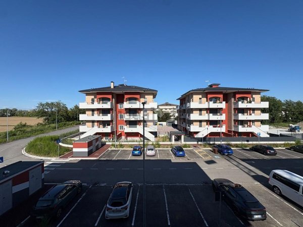 appartamento in vendita a Siziano in zona Campomorto