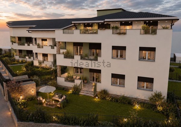 casa indipendente in vendita a Siziano in zona Campomorto