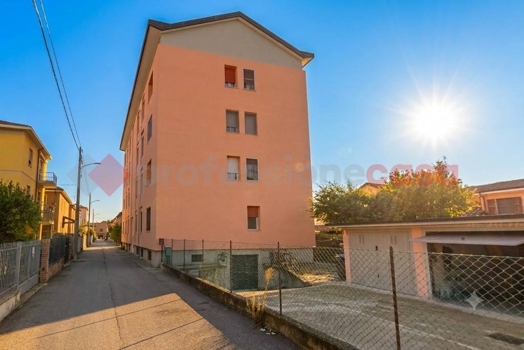 appartamento in vendita a Siziano in zona Campomorto