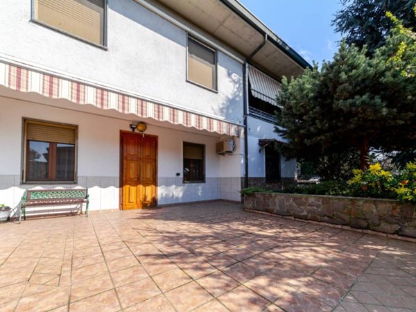 casa indipendente in vendita a Siziano in zona Campomorto
