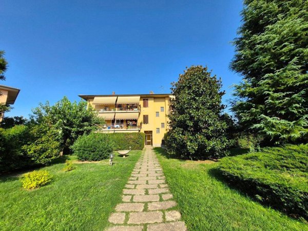appartamento in vendita a Siziano in zona Campomorto