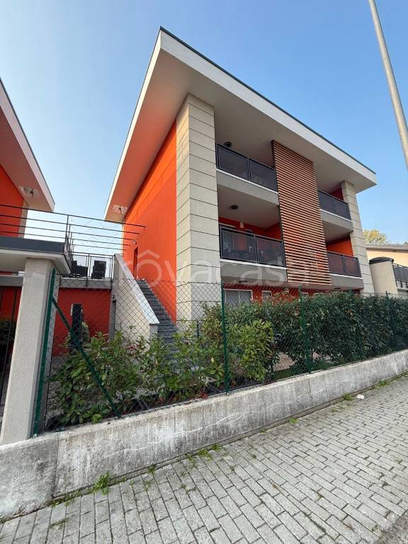 appartamento in vendita a Siziano in zona Campomorto