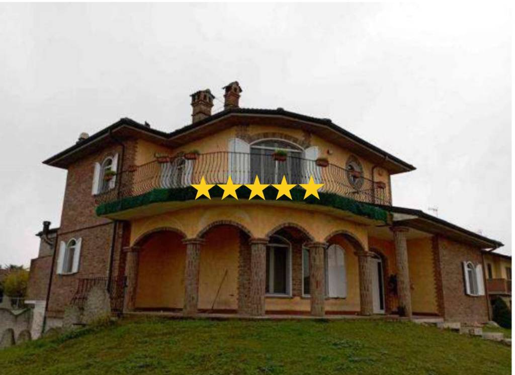 casa indipendente in vendita a Sommo
