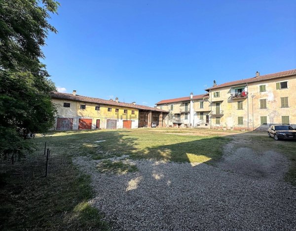 appartamento in vendita a Sommo