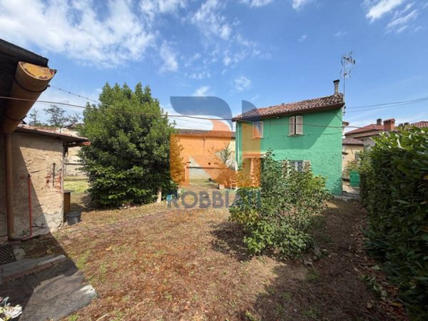 casa indipendente in vendita a Sommo in zona Travedo