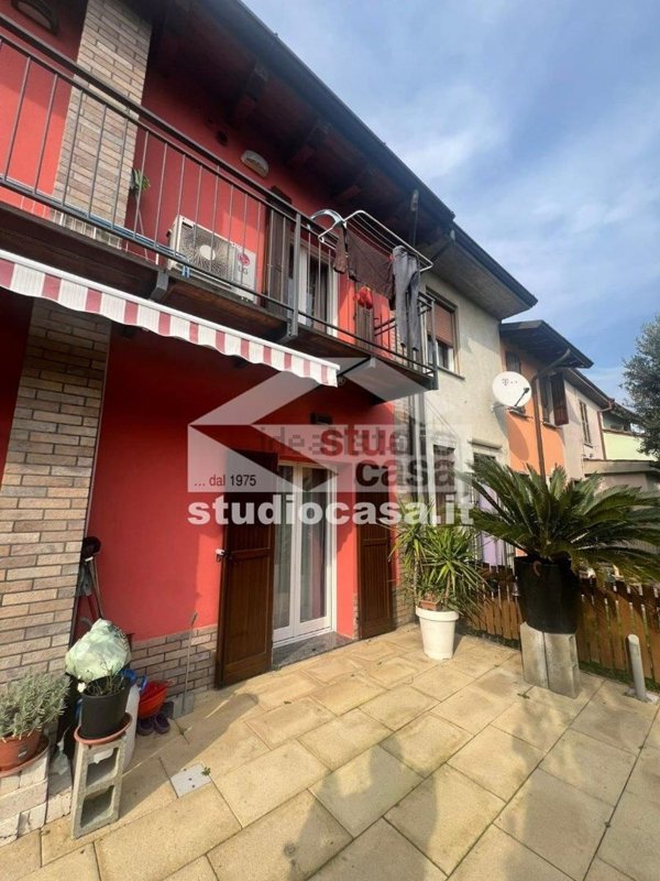 casa indipendente in vendita a Spessa