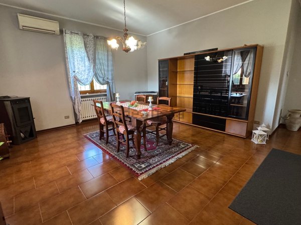 casa indipendente in vendita a Spessa