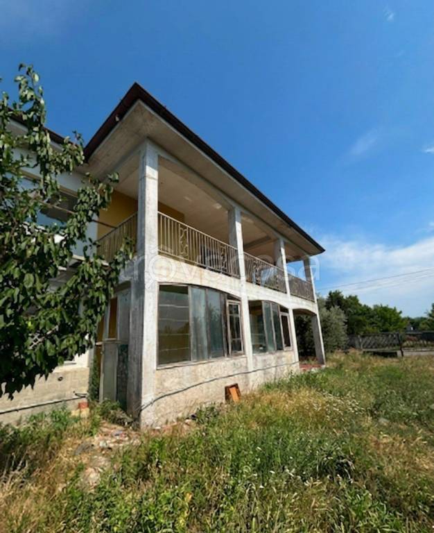 casa indipendente in vendita a Spessa in zona Sostegno