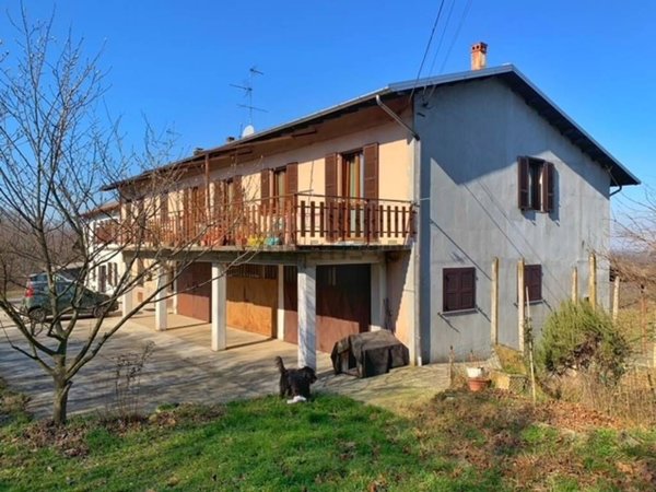 esavano in vendita a Stradella